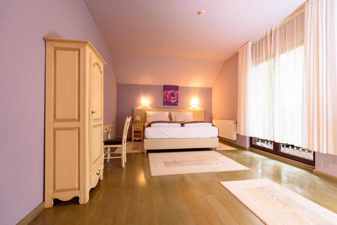 Boutique Hotel Casa Emil Poiana Brasov Εξωτερικό φωτογραφία
